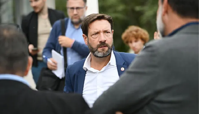 LA MONTAGE